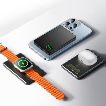 MagSnap Wireless Power Bank
