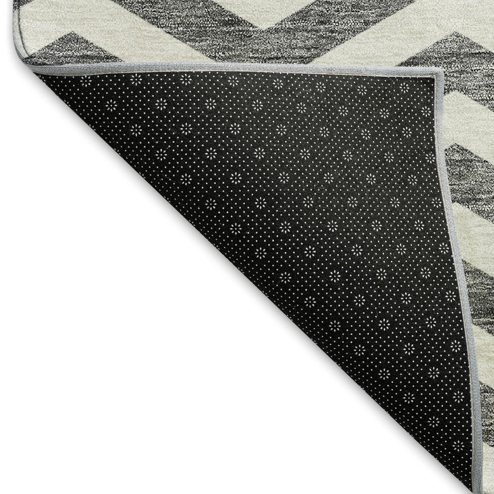 8' Gray And Ivory Chevron Washable Round Rug With UV Protection